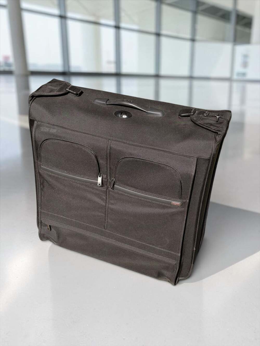 Tumi Garment Bag Black Rolling Travel Suitcase with Wheels